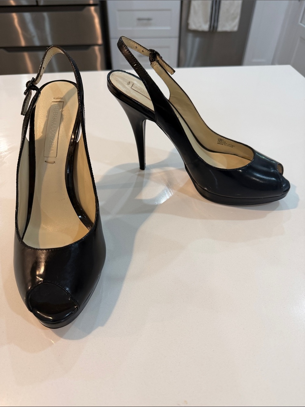 BCBGMaxAzria Black Peep-Toe Slingback Stiletto 👠 vintage Y2K💕